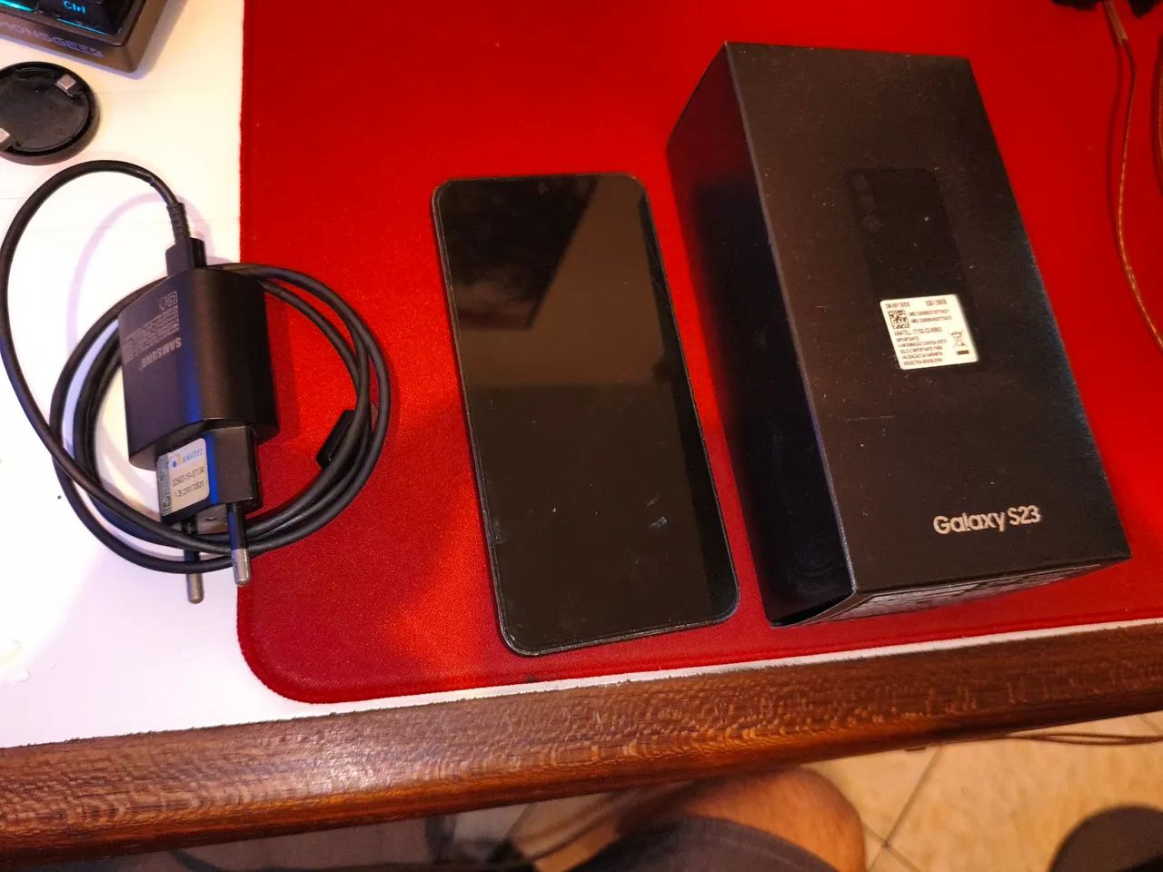 Samsung S23 256gb / Com avarias