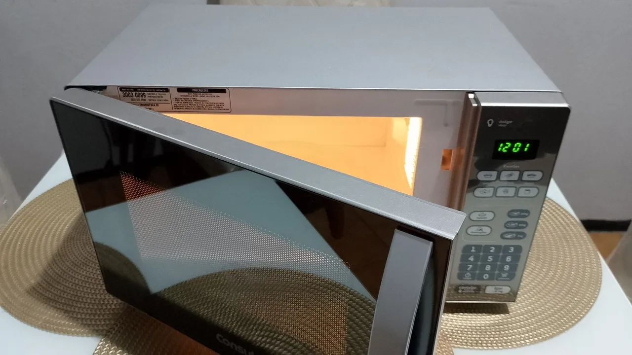 Microondas novíssimo 20 Litros  - Foto 4