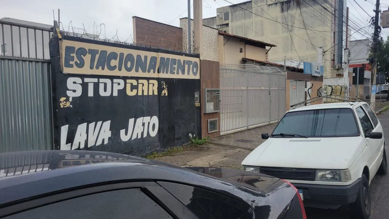 Estacionamento posto de lavagem 