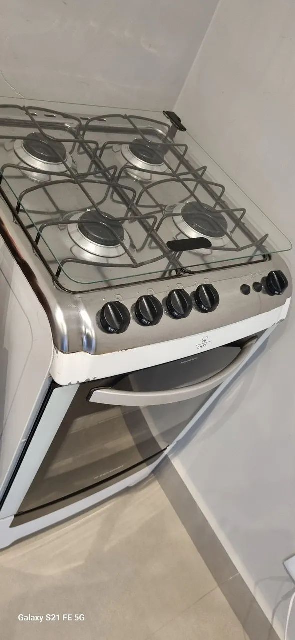 Fogão 4 bocas electrolux semi novo usado - Foto 3