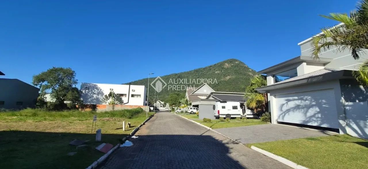Terreno à venda em Morro das Pedras, Florianópolis