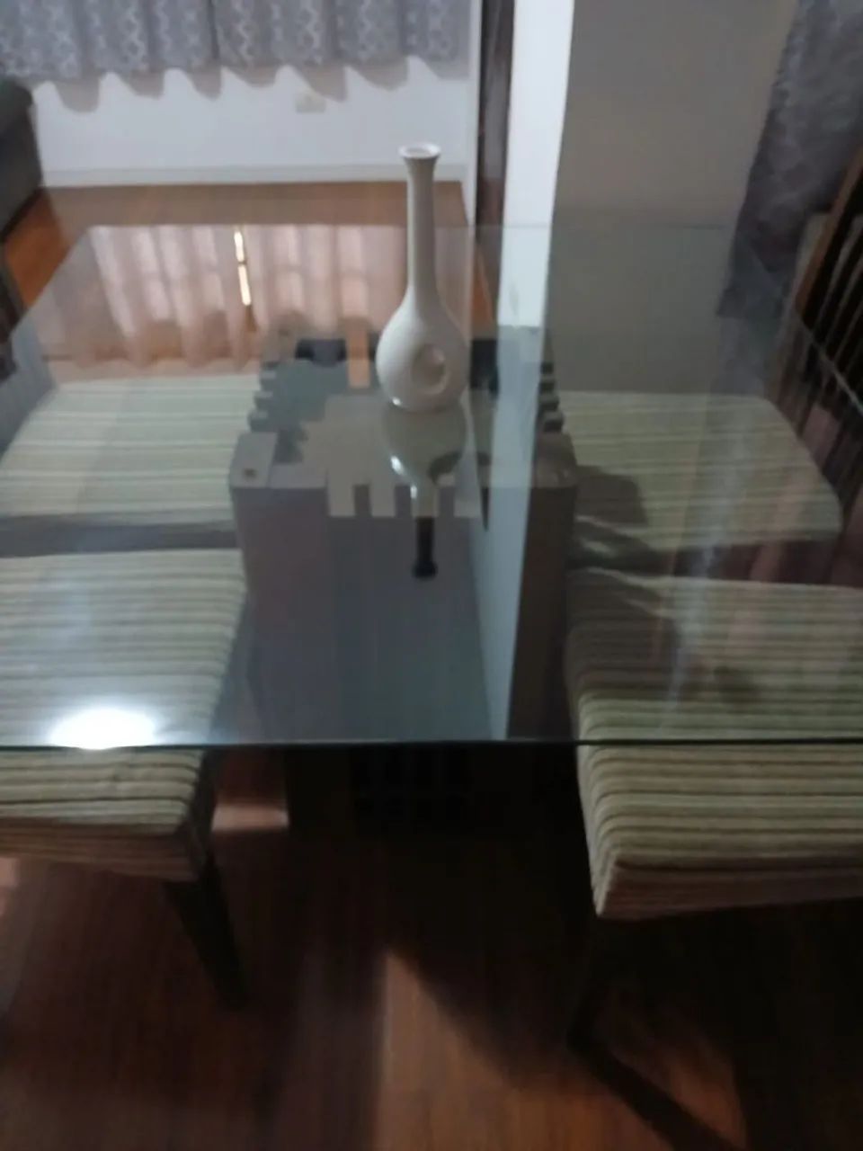 Mesa de jantar completa 