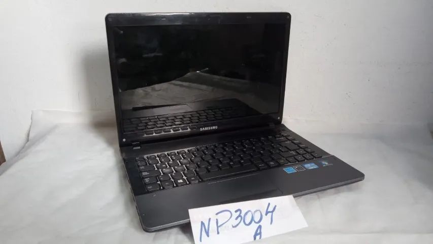 Notebook Samsung 14-Np30A para Reaproveitar Peças-defeito
