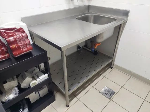 bancada de aço inox com cuba 