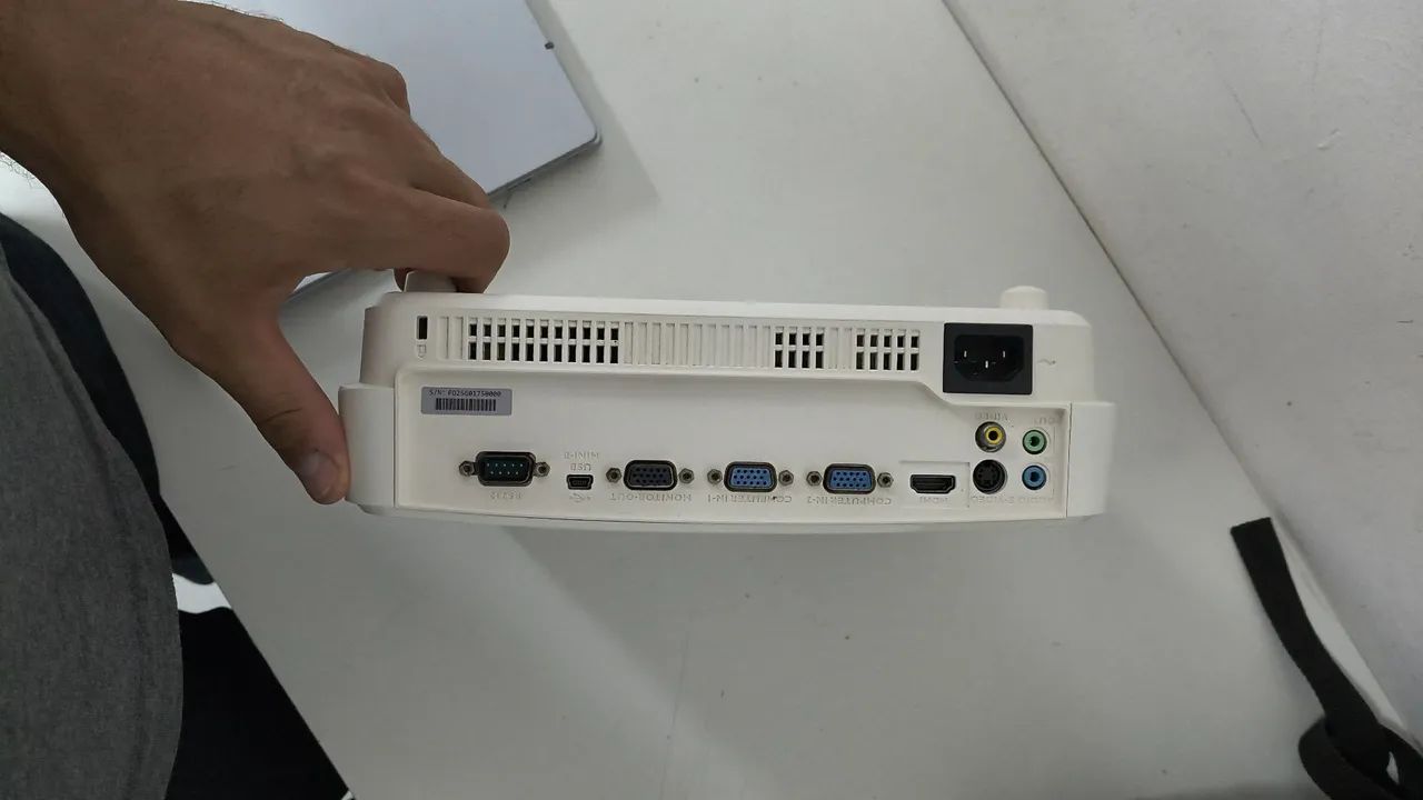 Projetor BenQ + chromecast - Foto 3