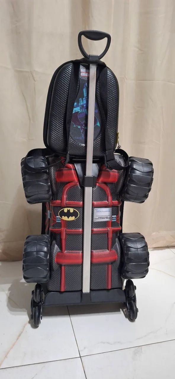 Mochila de carrinho com lancheira do Batman - Foto 3