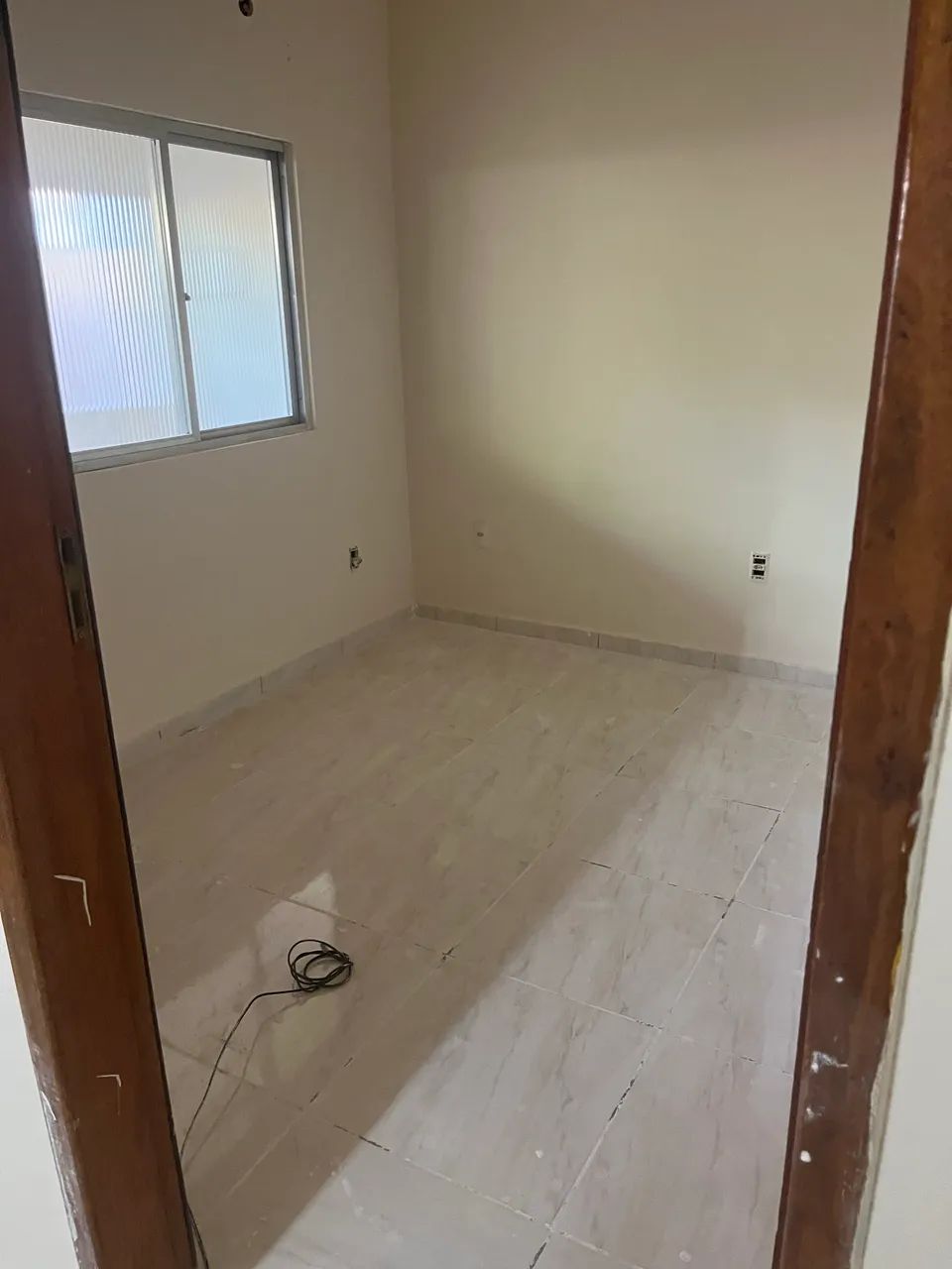 ? CASA PARA ALUGAR - 1 QUARTO | AMPLA E BEM AREJADA - Foto 3