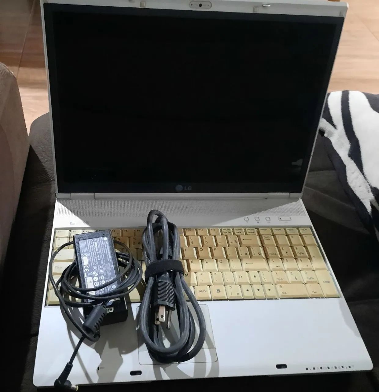 Notebook LG usado 