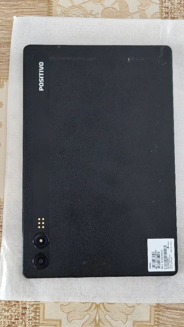 Vendo dois tablets com tela quebrada ,um positivo e um Samsung  - Foto 4