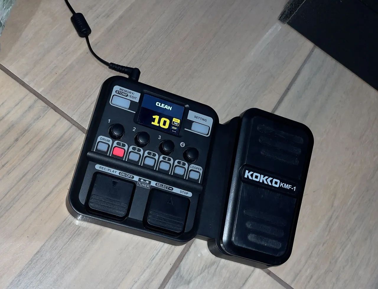 Pedaleira multi efeitos Kokko Kmf1