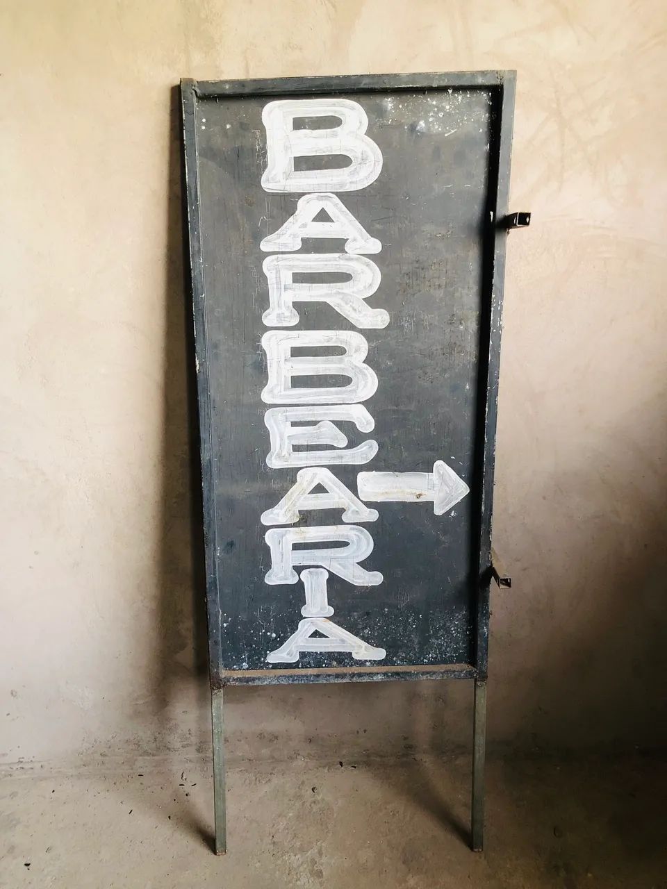 Placa de ferro para barbearia 