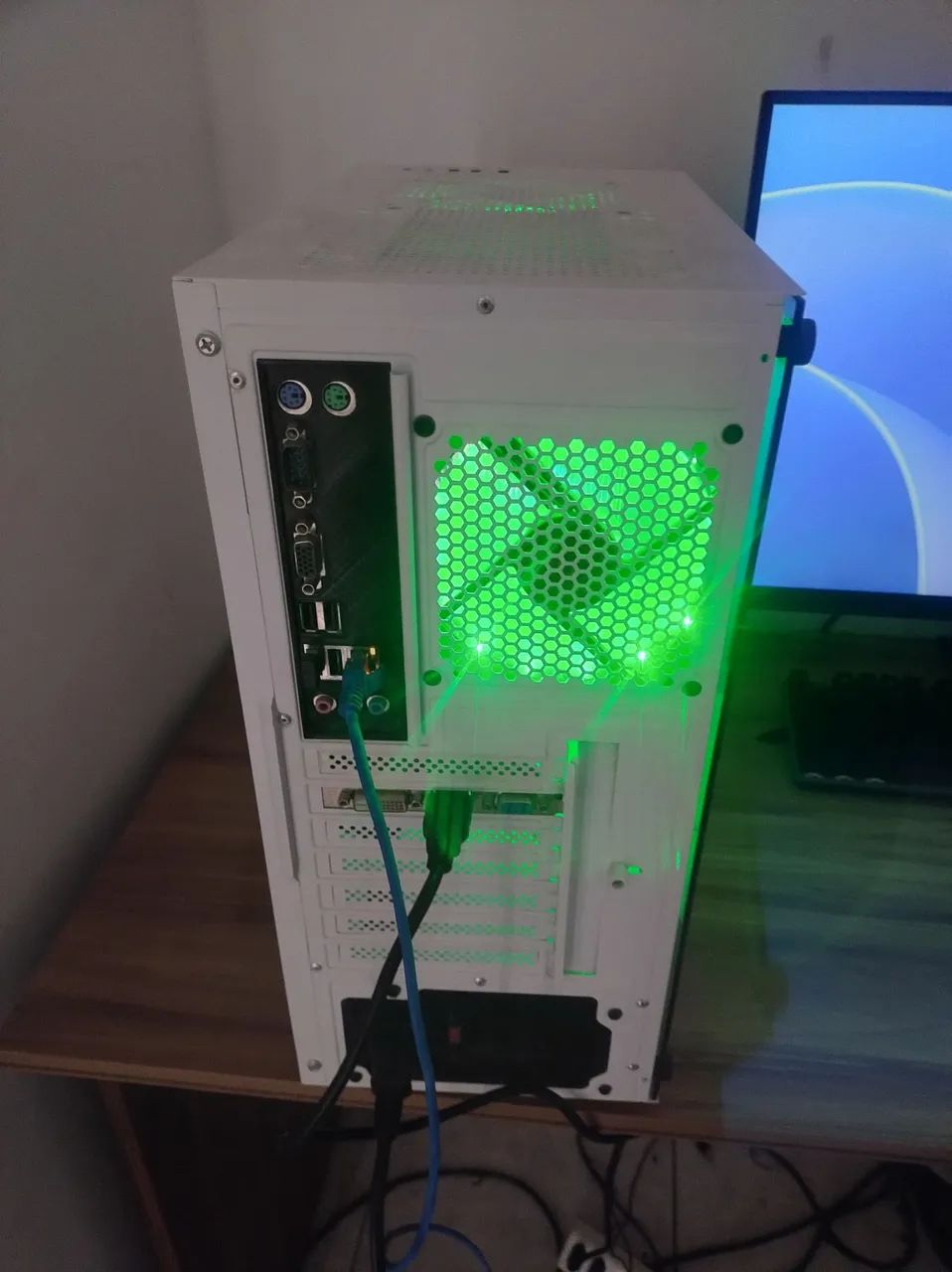 CPU-Z  em bom estado tudo funcionando  - Foto 2