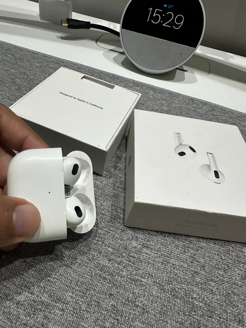 AirPods original funcionando porém com bateria viciada - Foto 2