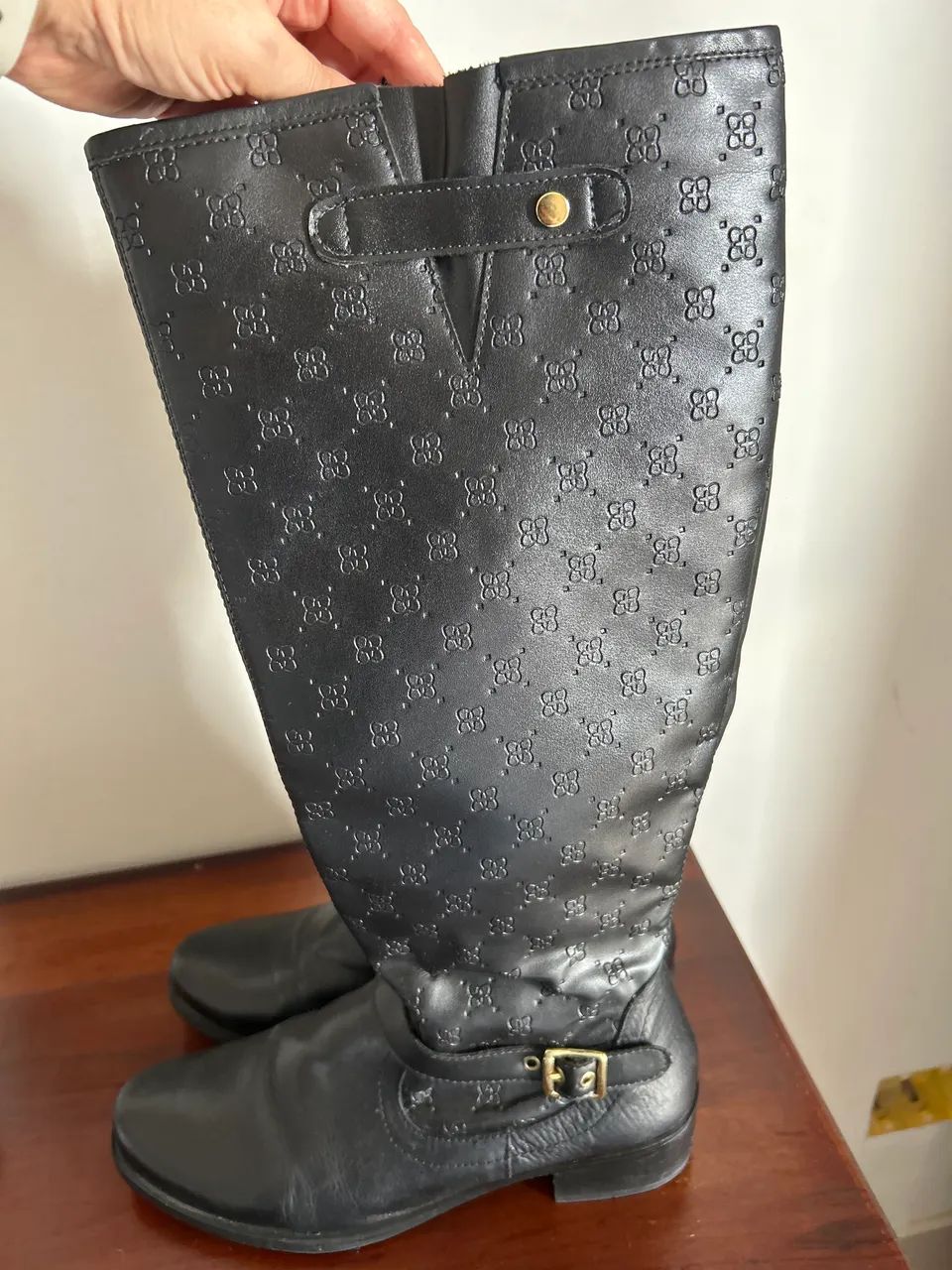 Bota Capodarte nr 39 como nova 