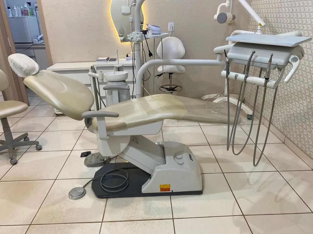 Cadeira Odontológica D700 - Foto 3