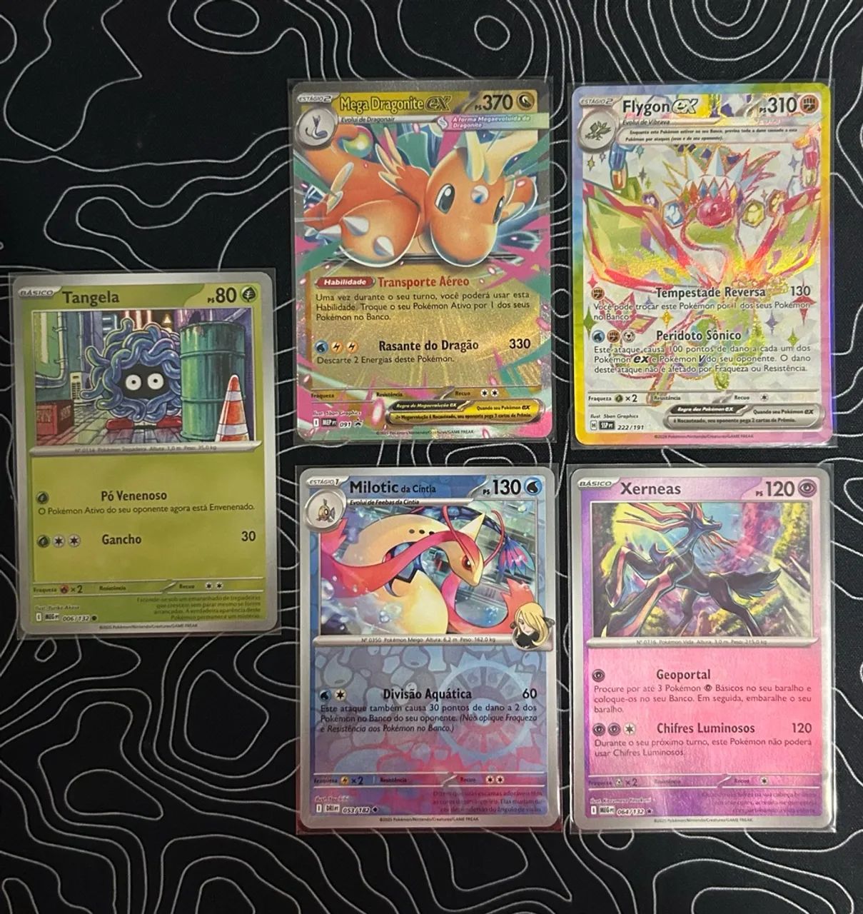 60 cartas Pokémon com Dragonite promo ultra raro  - Foto 2