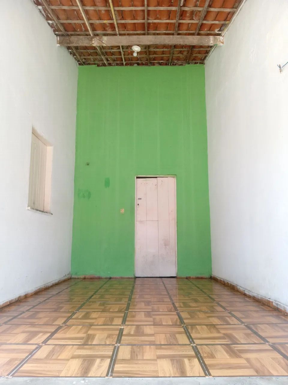 Vende-se ou Troca esta casa  - Foto 4