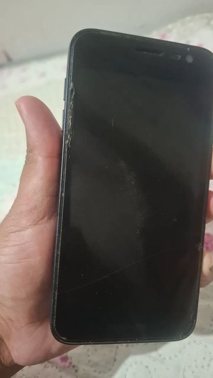 Samsung Galaxy J2 Core possui 16 GB,com carregador e capinha  - Foto 3