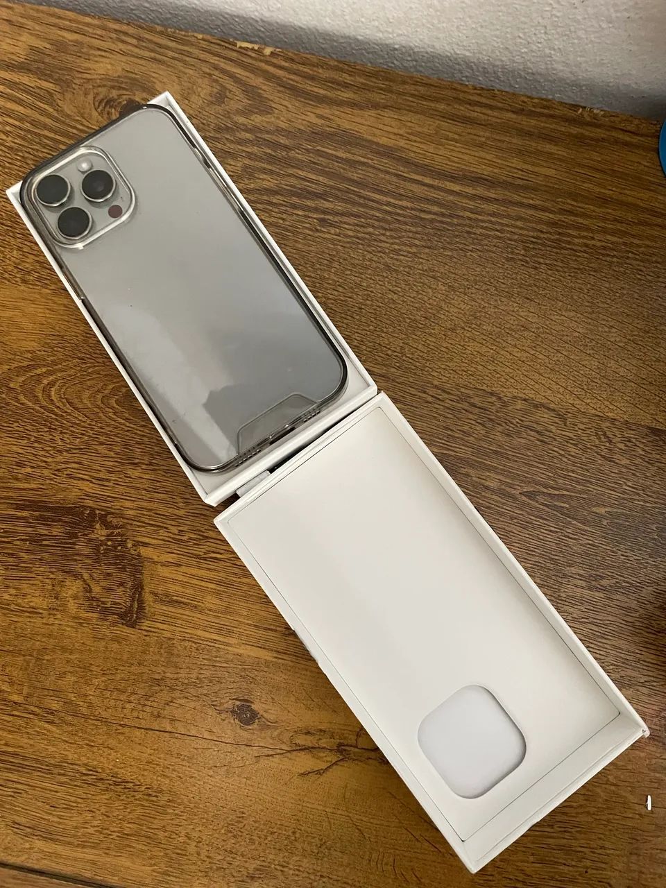iPhone 16 pro Max 256 - Foto 3