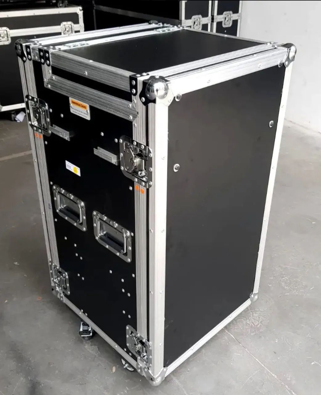 Hard Case Rack 9u + 3 Gavetas Com Espaço Note E Bancada Lateral equipamento de som - Foto 5