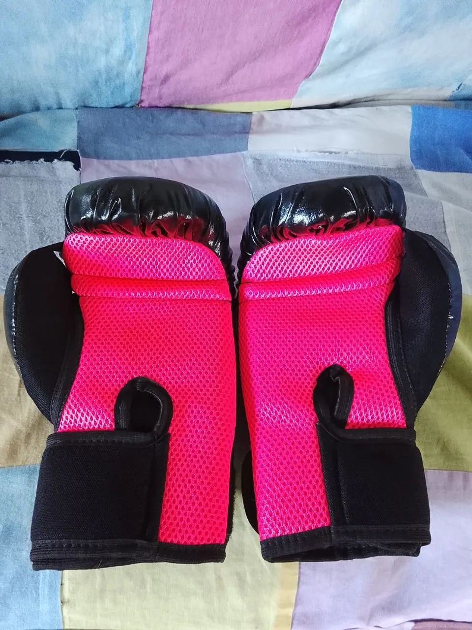 Luvas de Boxe da Black Tiger - 14Oz Rosa/Preto - Foto 3