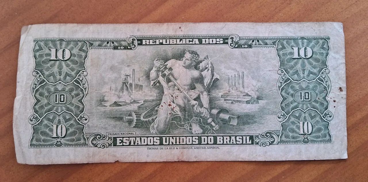 Cédula Usada de 10 Cruzeiros com a Efígie de Getúlio Vargas - 1962 - Foto 3