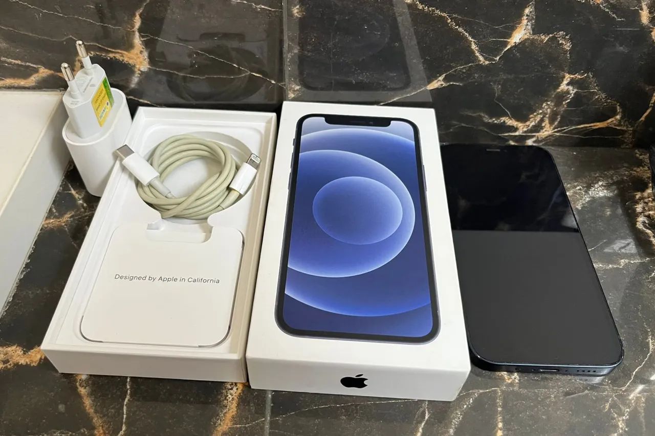 IPHONE 12 MINI MUITO CONSERVADO - Celulares e Smartphones