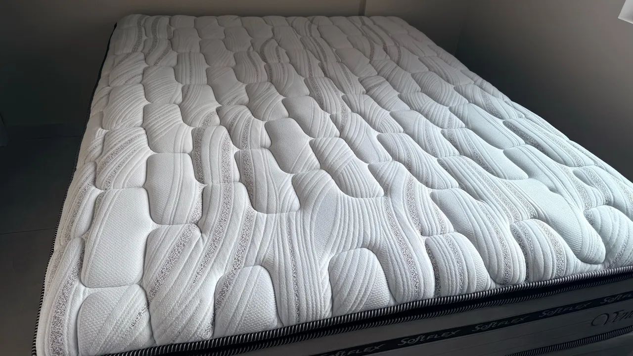 ? VENDE-SE CAMA QUEEN - ESTADO DE NOVA!  - Foto 3