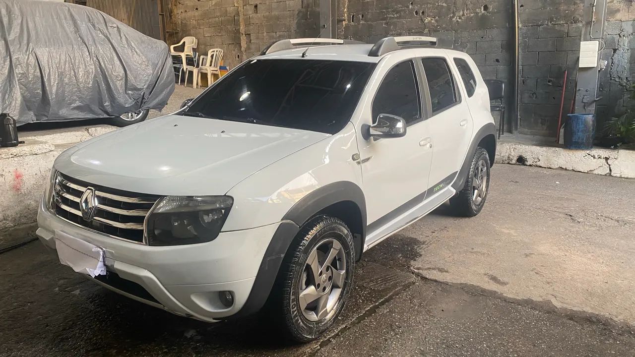 Renault Duster DUSTER TECHROAD 2.0 Hi-Flex 16V Aut. 2014