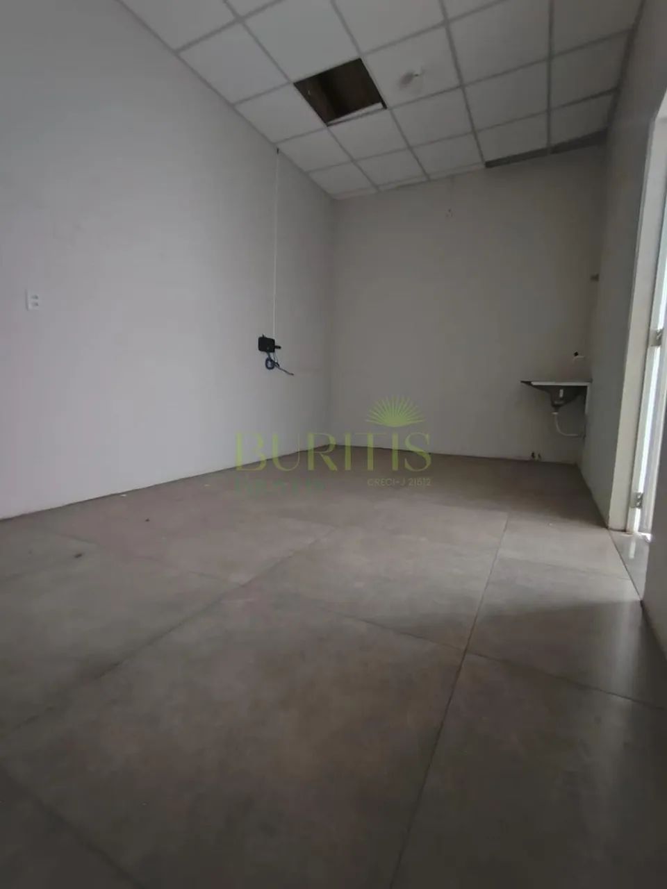 Galpão para alugar em Rio Verde, Popular, com 312 m² - Foto 5