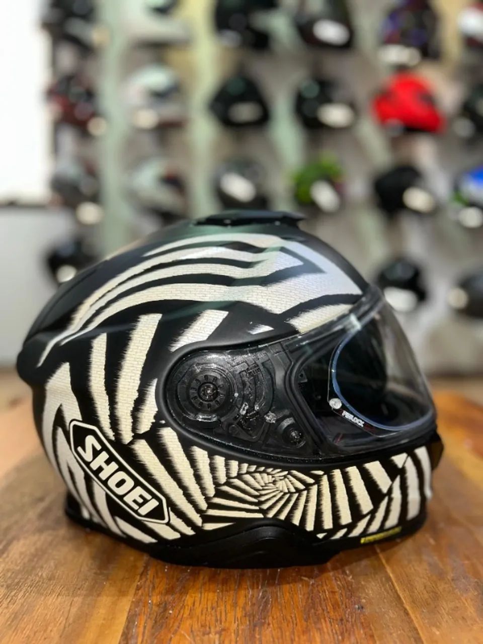 Capacete Shoei Gt-air 2 Qubit Tc-5 Preto Branco Tam 62 - Peças