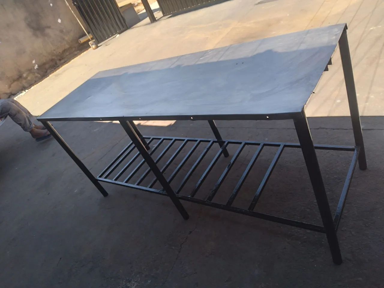 Vendo mesa de inox  - Foto 2