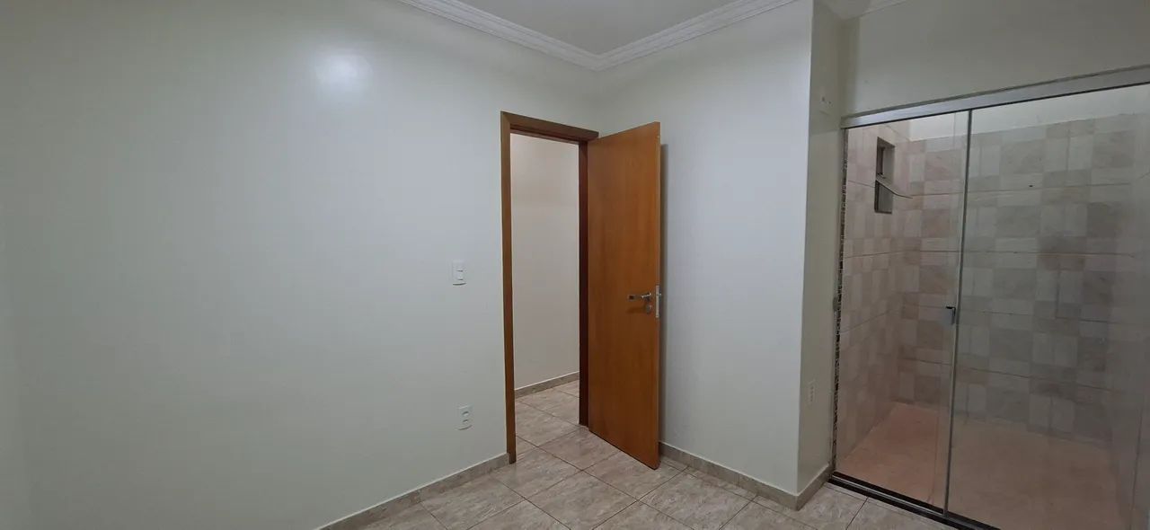Ótima casa na QNL - Foto 5