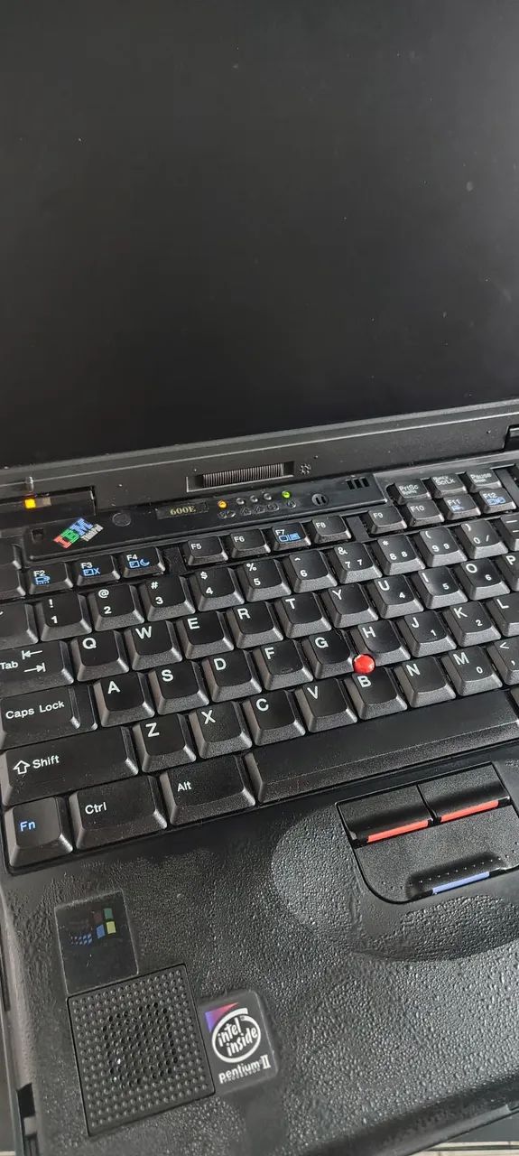 note book antigo IBM ThinkPad  modelo 600e - Foto 4