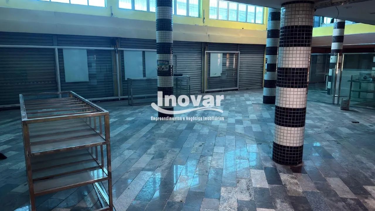 Lojão com aproximadamente 365m² de esquina em centro comercial - Foto 4