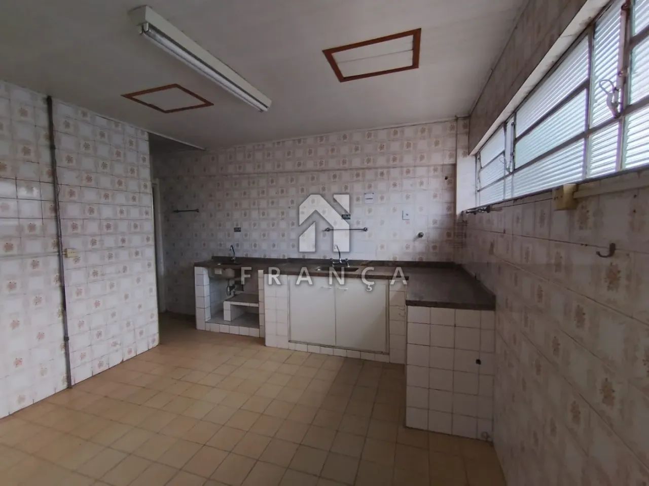 IMÓVEL COMERCIAL PARA LOCAÇÃO - PARQUE ITAMARATI, JACAREÍ - Foto 4