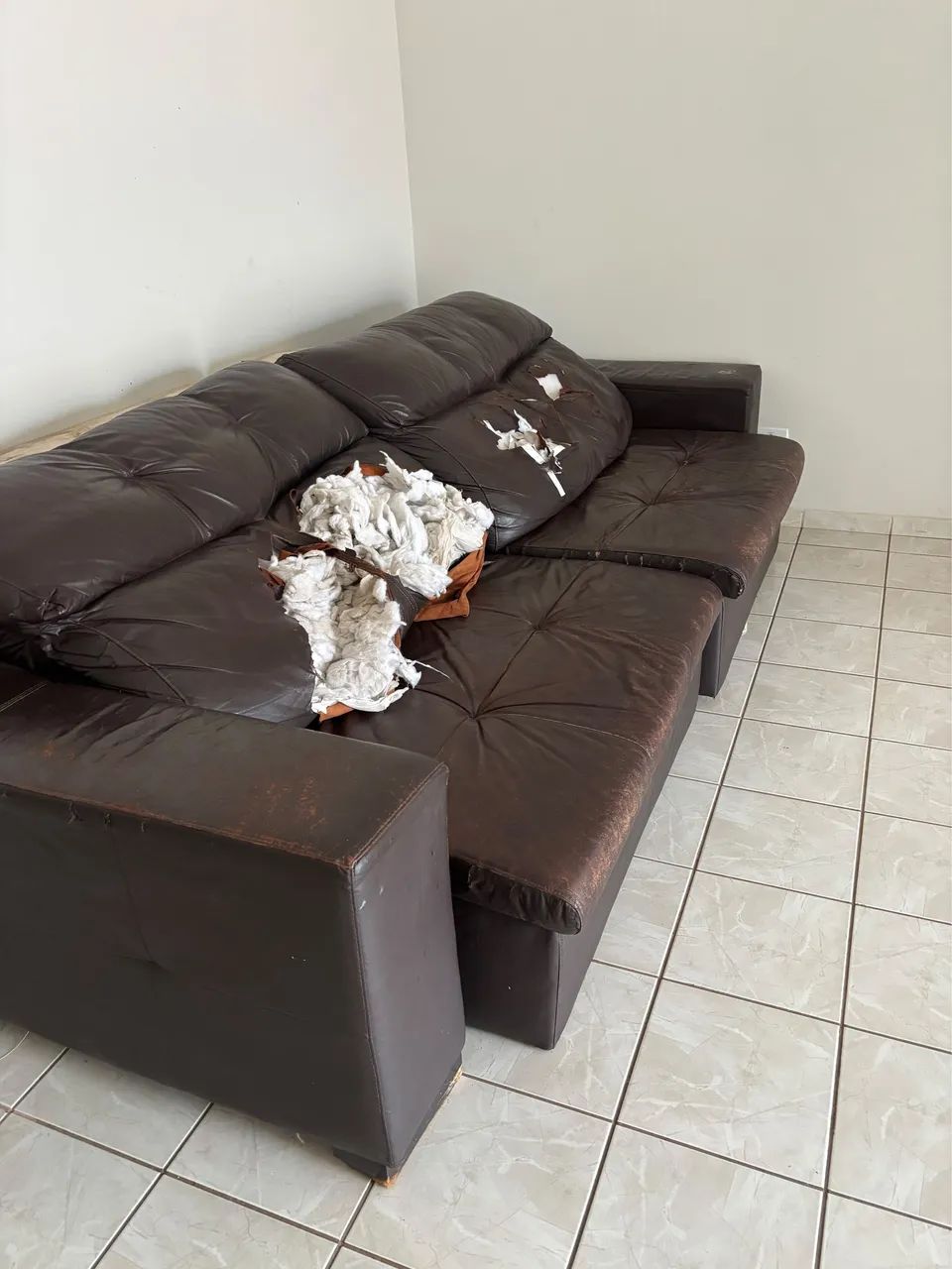Sofá Retrátil de Madeira Maciça - Para Reforma  - Foto 2