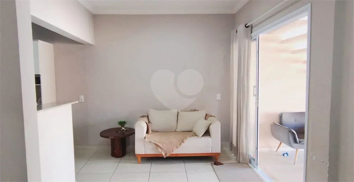 Casa á Venda - 3 Quartos - Bom Sucesso - Sorocaba / SP