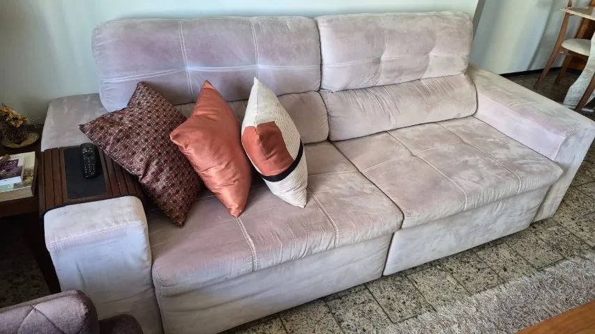 Sofá 3 lugares e duas poltronas