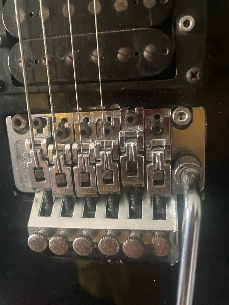 Guitarra Superstrato com Floyd Rose Original - Foto 3