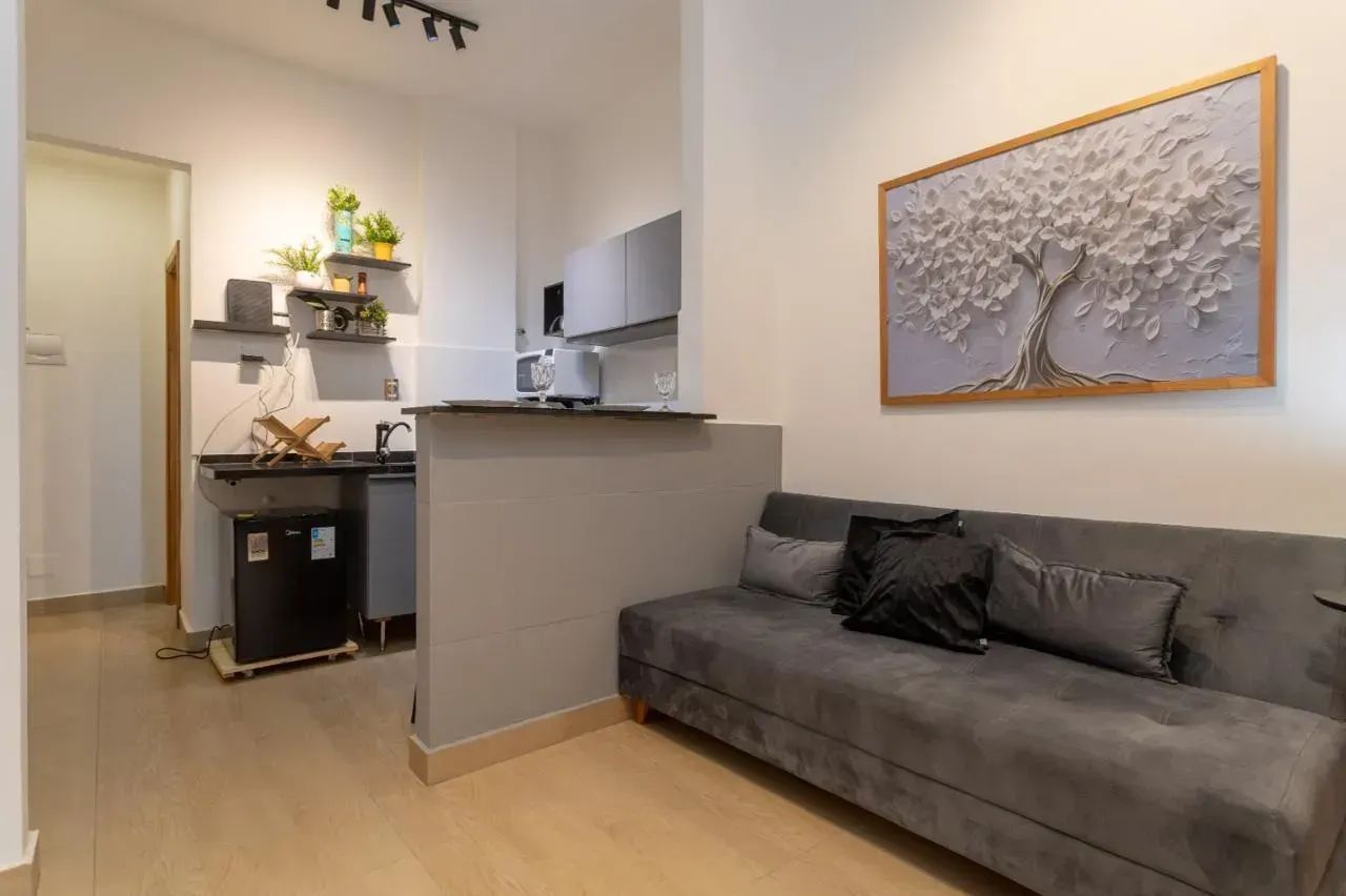 Studio pronto em Copacabana a 80 metros da praia!