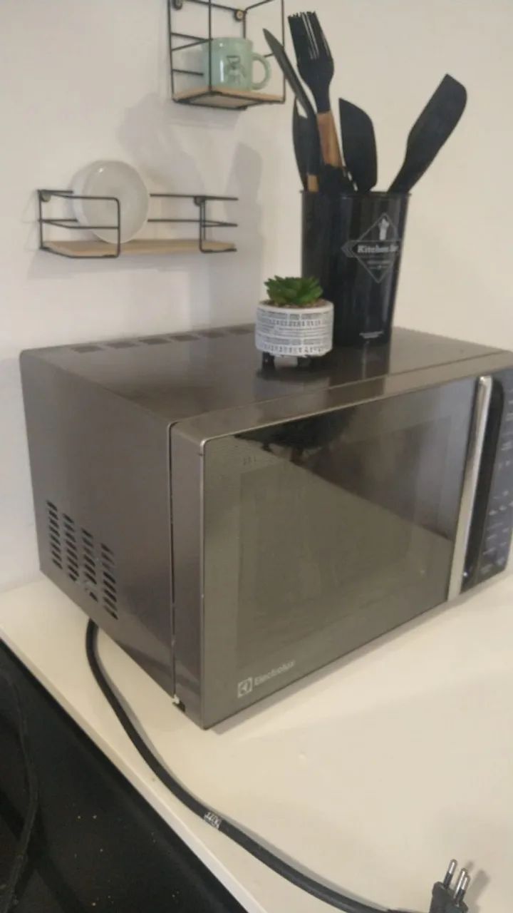 Microondas Eletroluz ME23s 23L - Foto 4