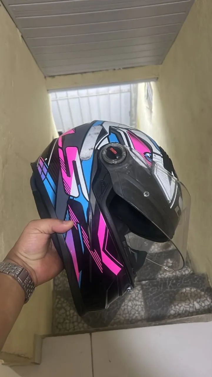 Capacetes seminovos para vender - Foto 4