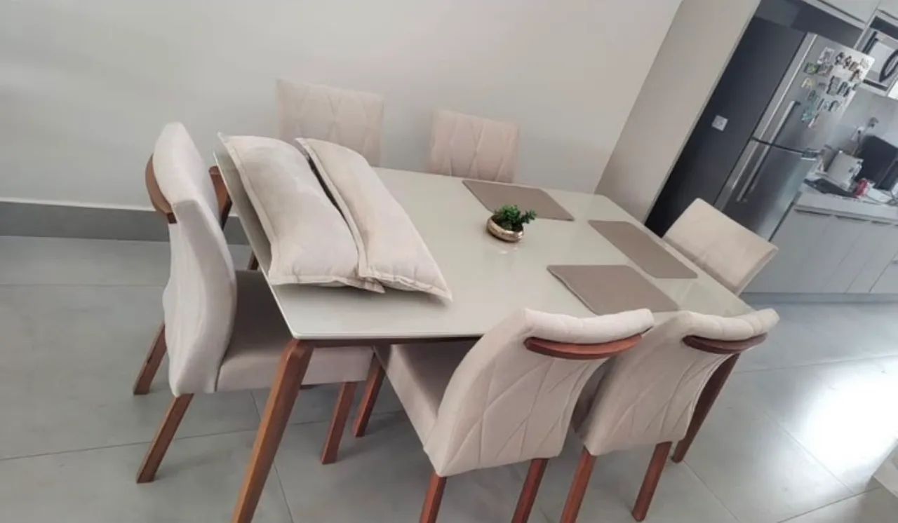 Mesa madeira 6 lugares nova 