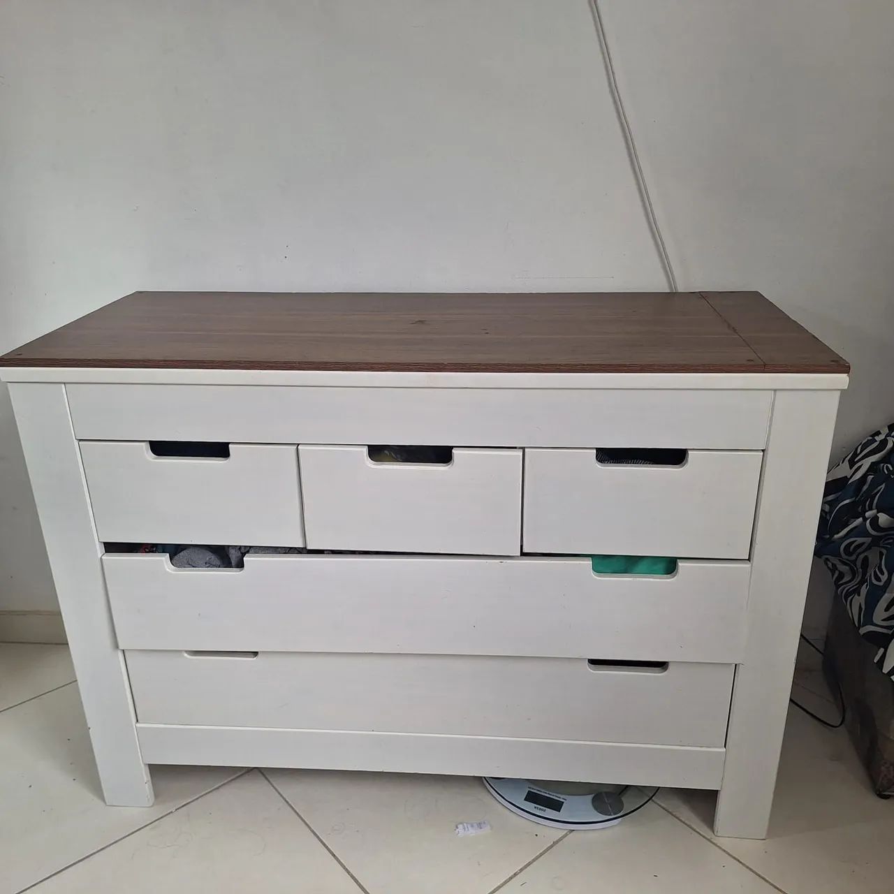 Cômoda branca 5 gavetas