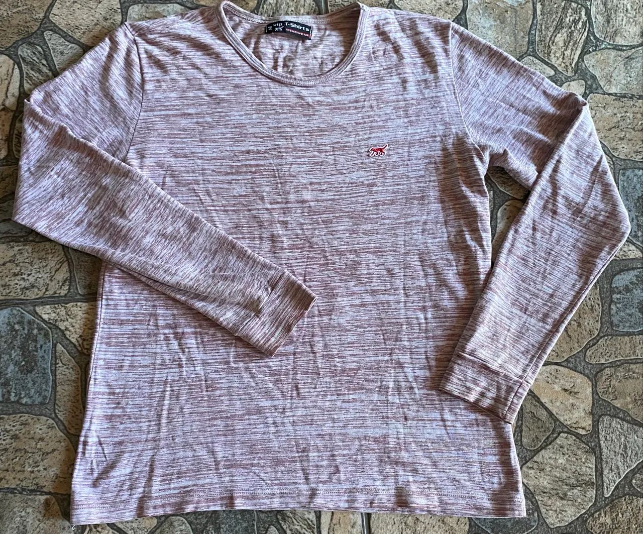 ? PROMOÇÃO IMPERDÍVEL - KIT 2 CAMISETAS MASCULINAS (M) - Foto 2
