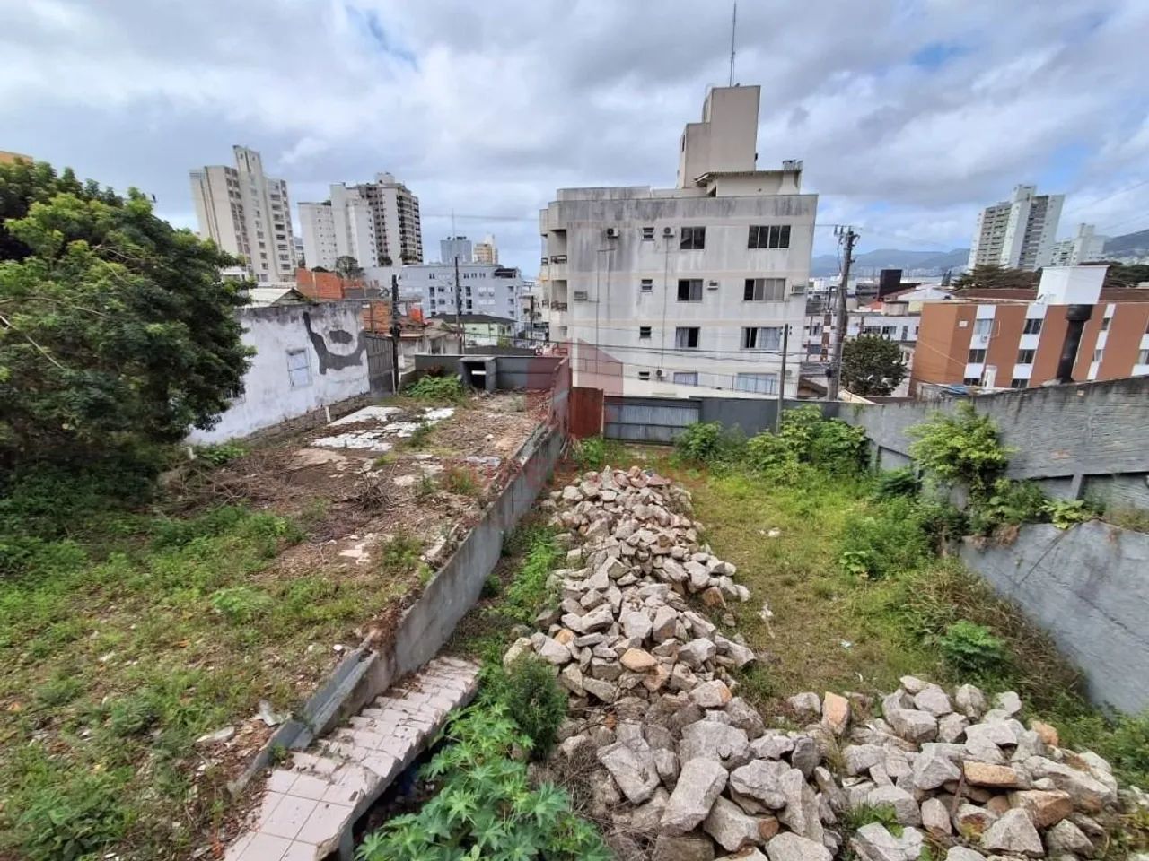 Terreno à venda, 1.056 m² - Estreito - Florianópolis/SC