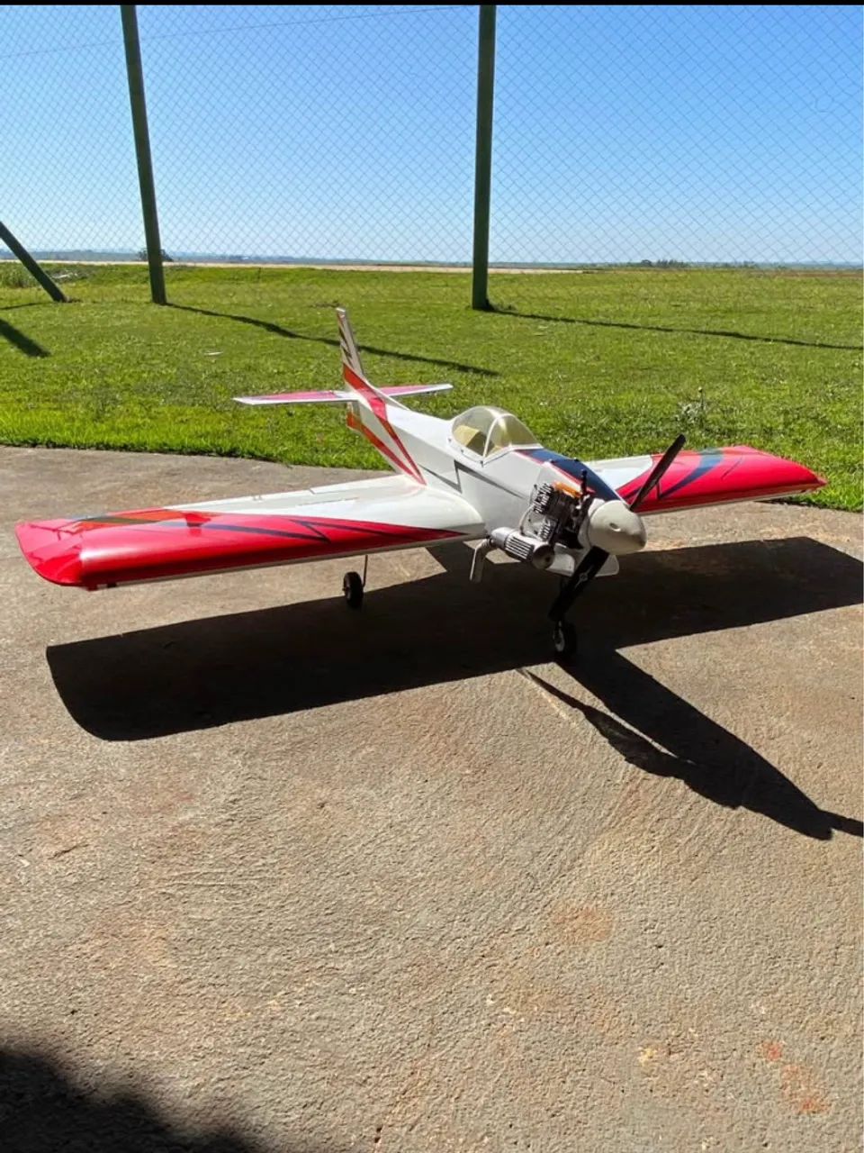 Aeromodelo Pretender completo 
