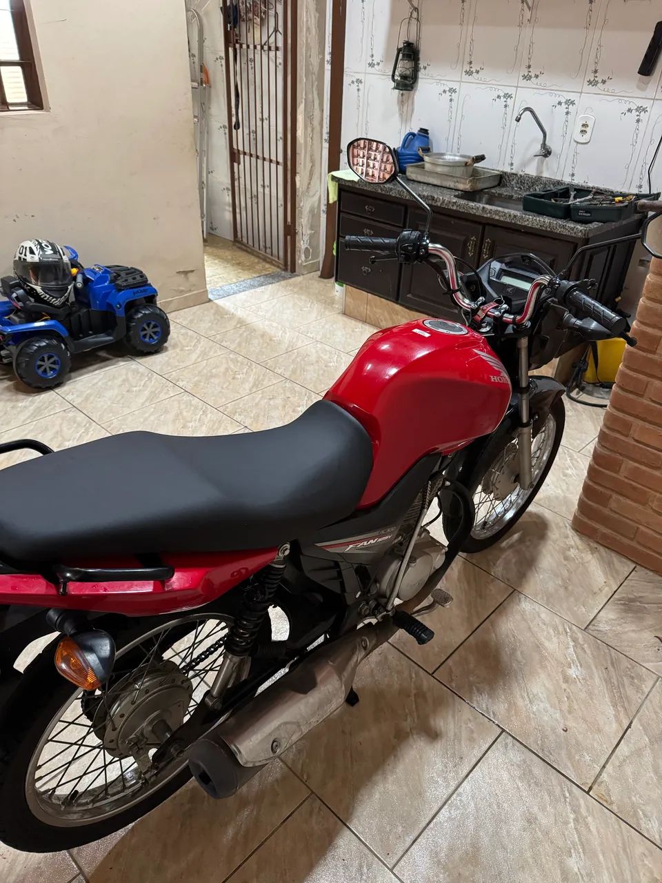 Fan 125i 2018  - Foto 4
