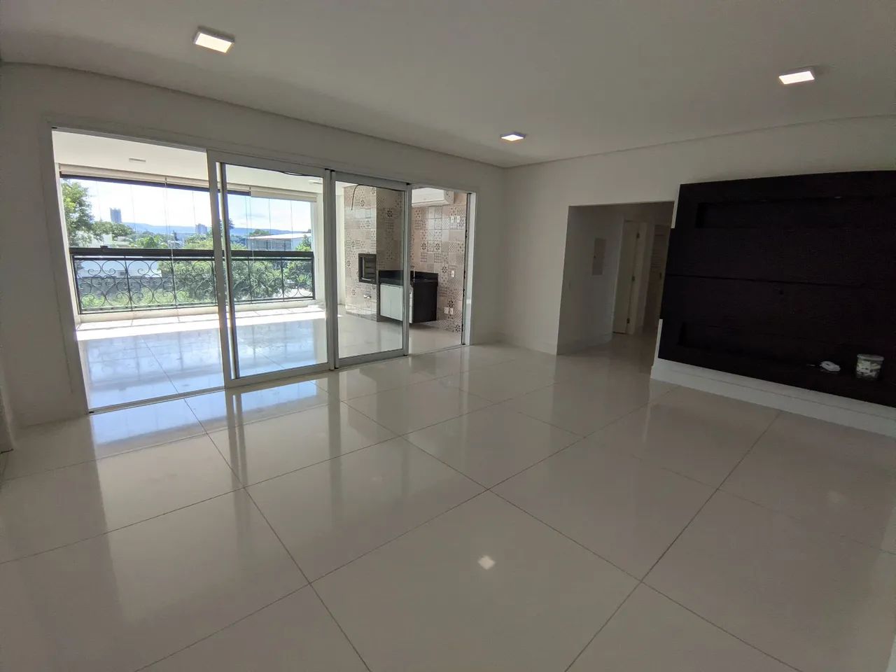 Apartamento 03 suítes Orla 14 